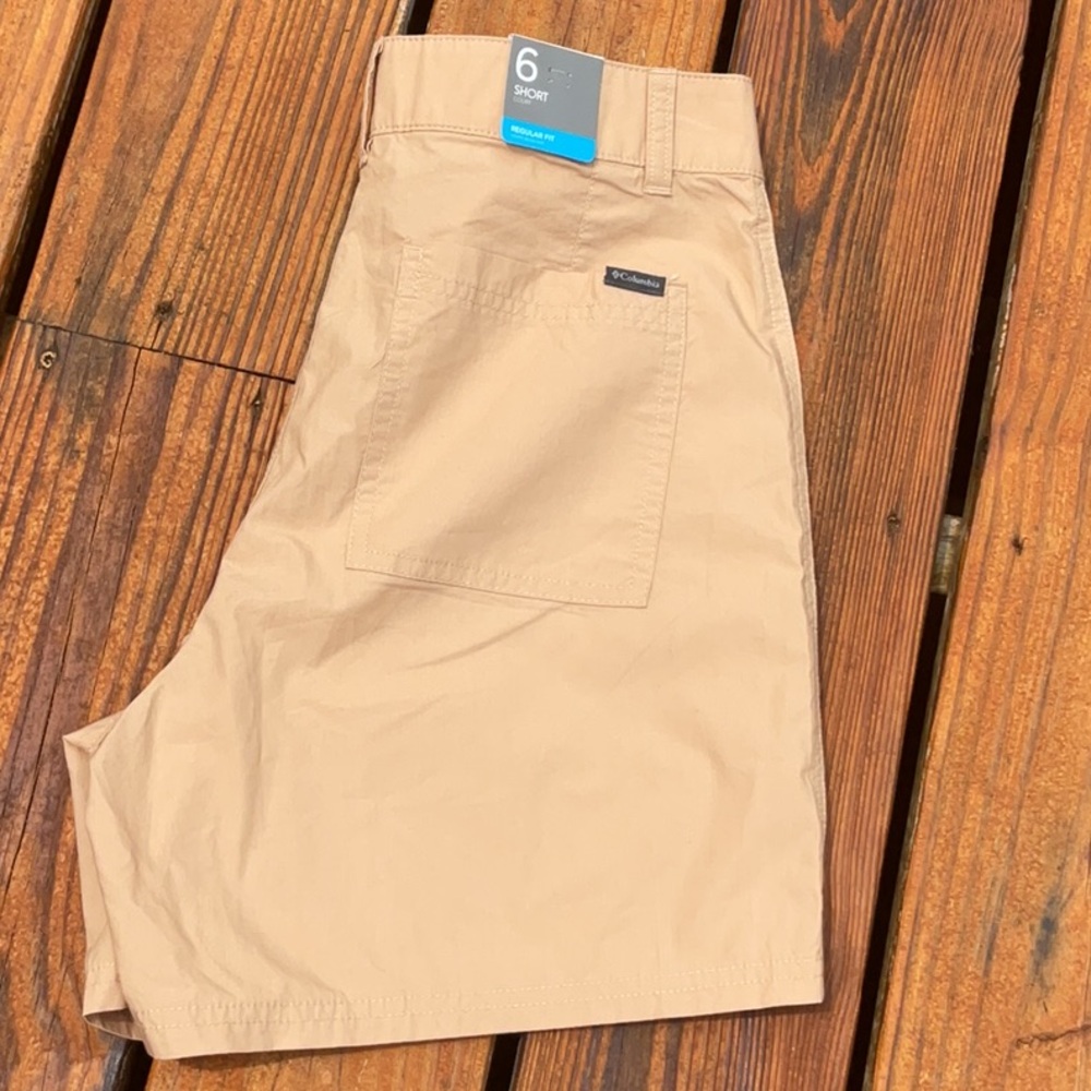 NWT Women’s Columbia Holly Hideaway Tan Shorts Regular Fit Size 6 - Picture 6 of 9